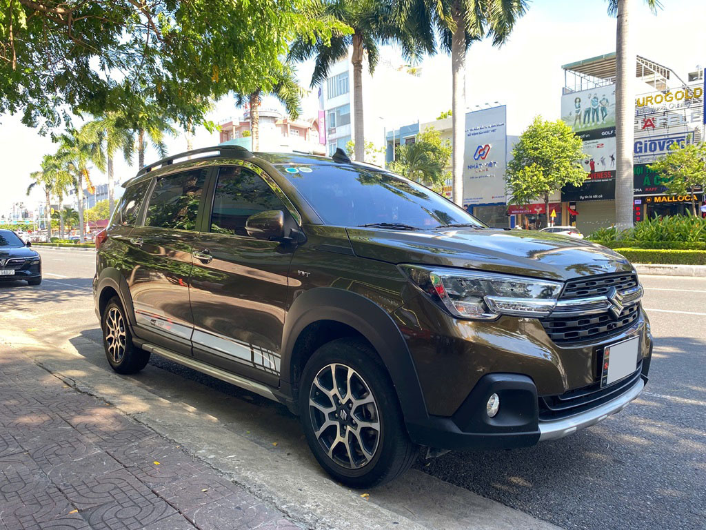 Cho thuê xe 7 chỗ Đà Nẵng
